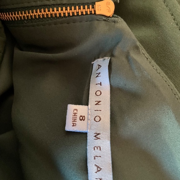 NWT Antonio Melani Green Dress with Unique Cut - Picture 8 of 9